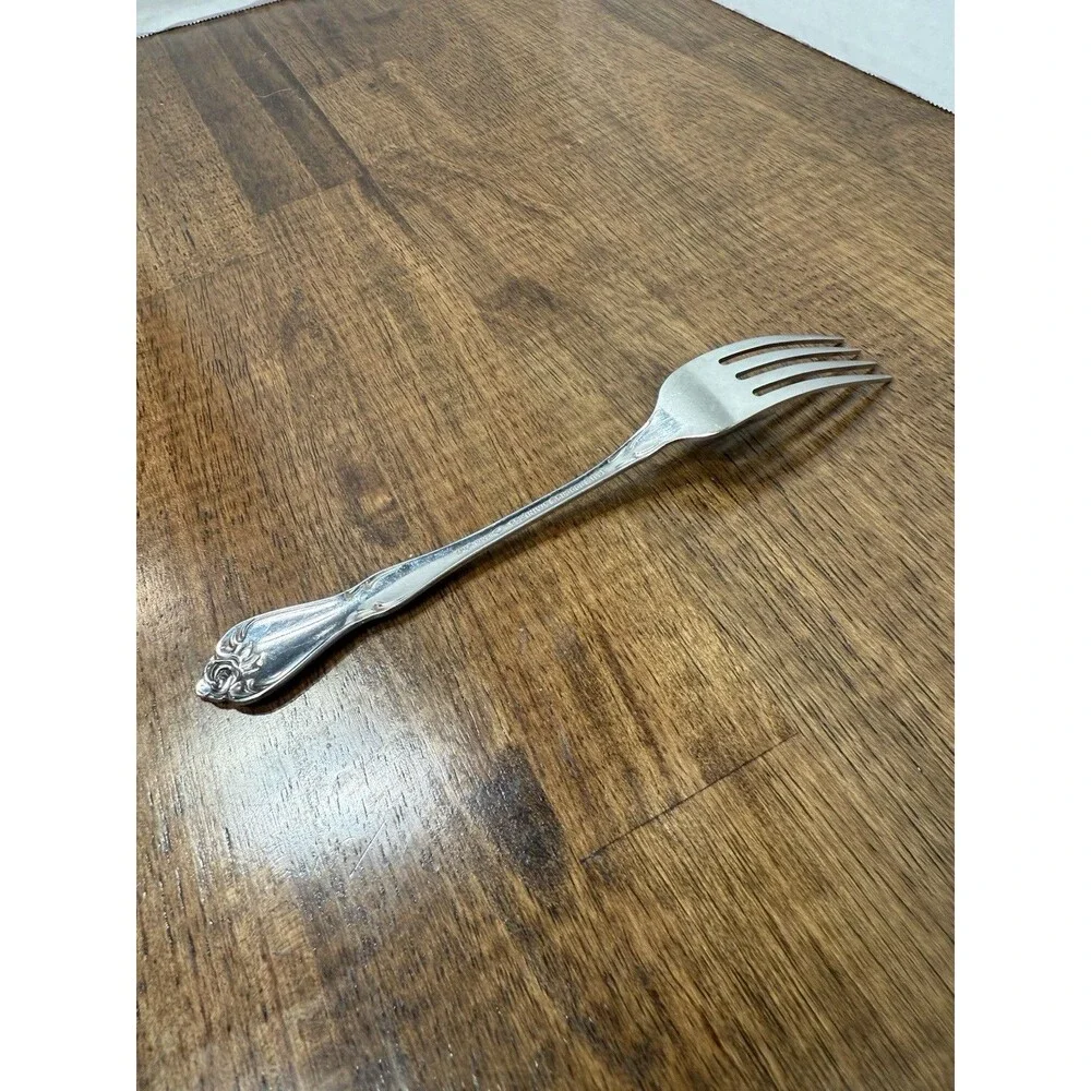 Arbor Rose-True Rose (Stainless) by ONEIDA SILVER, vintage, flatware